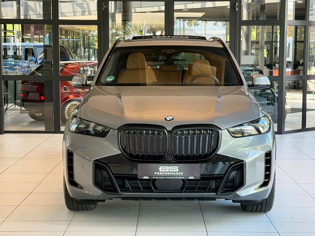 BMW X5 2025 г. Серый, пробег 56000 км