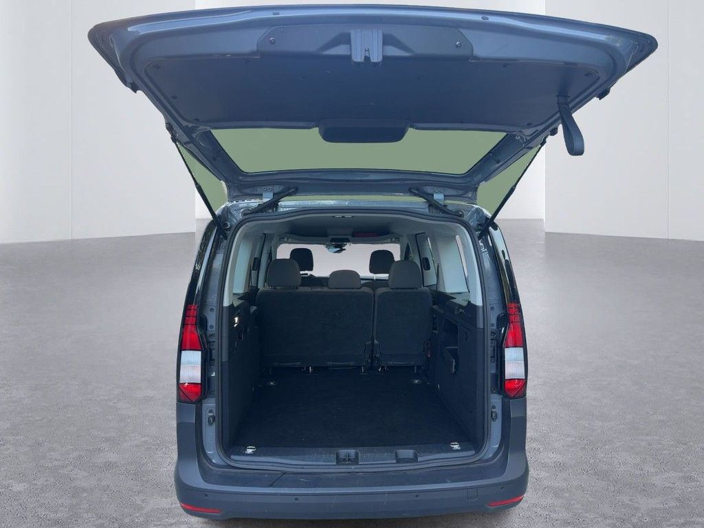 Volkswagen CADDY MAXI 2023 г. Серый, пробег 30499 км