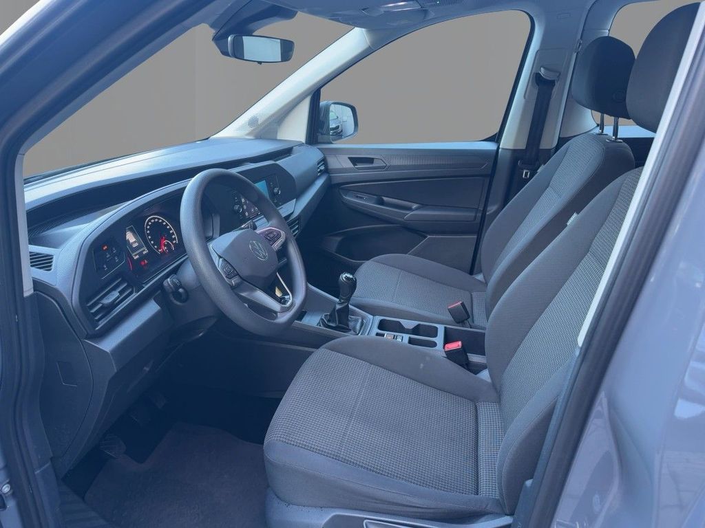 Volkswagen CADDY MAXI 2023 г. Серый, пробег 30499 км