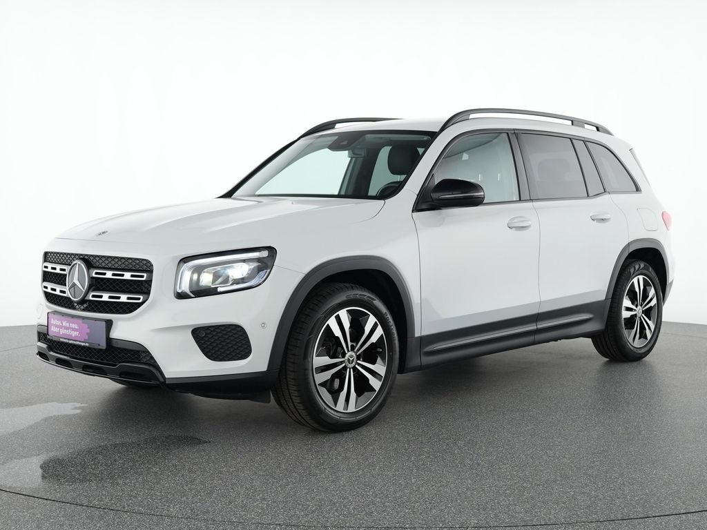 Mercedes-Benz GLB 180 2022 г. Белый, пробег 57797 км