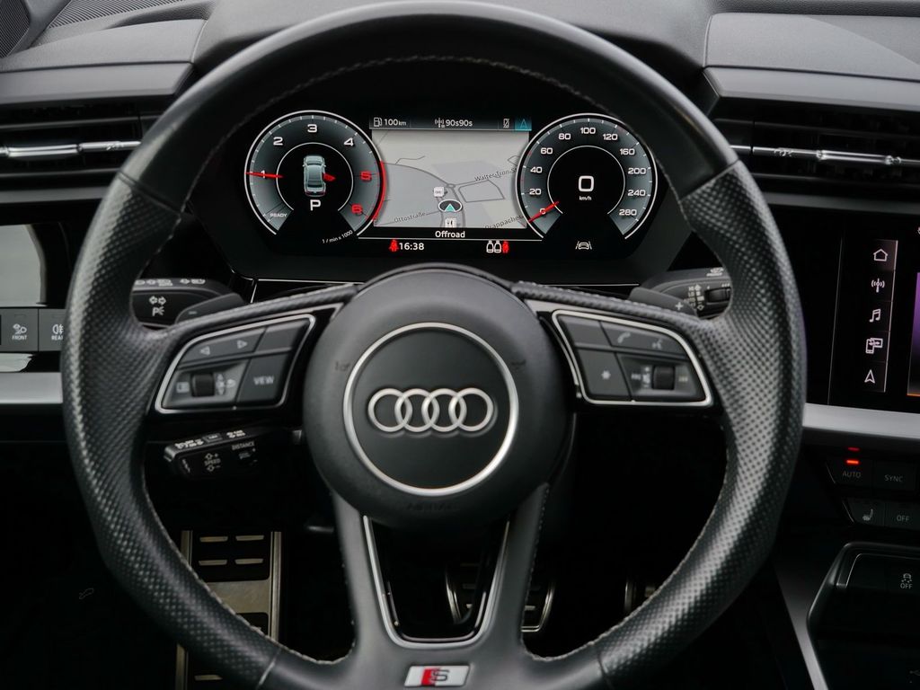 Audi A3 2022 г. Чёрный, пробег 47707 км