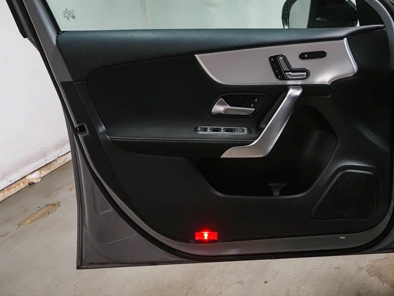Mercedes-Benz A 200 2025 г. Серый, пробег 30779 км