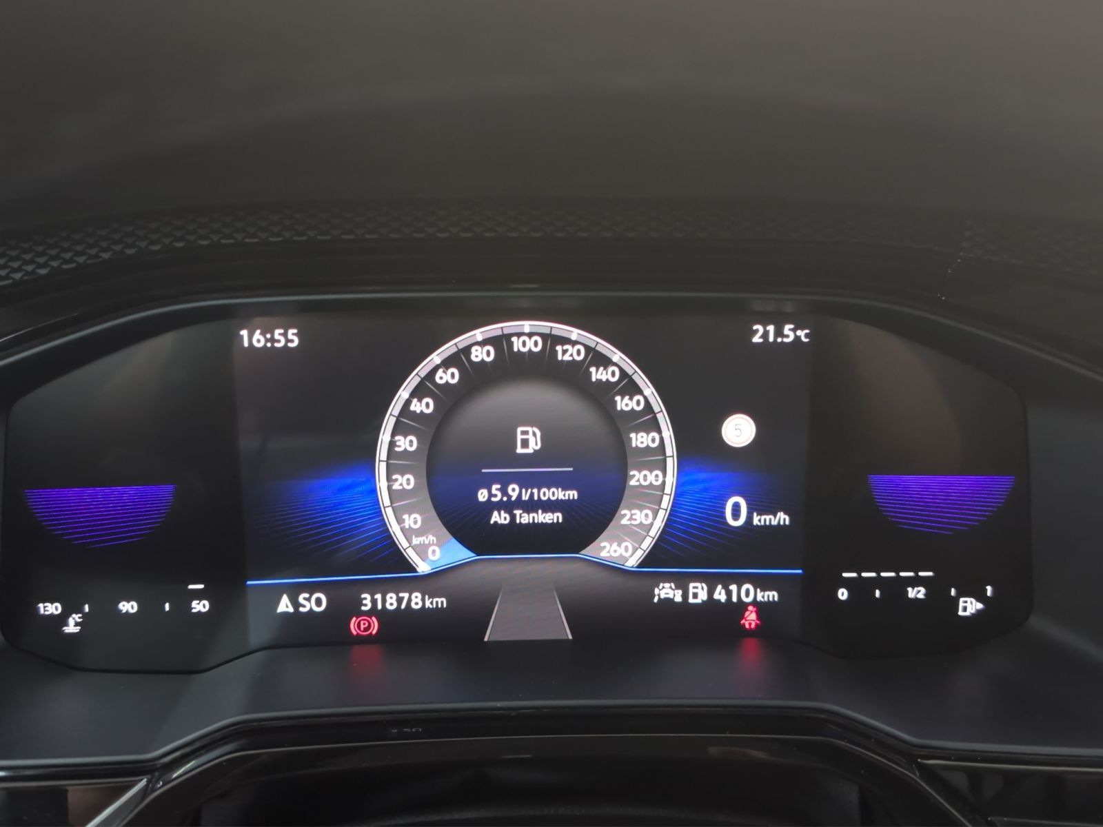 Volkswagen Polo 2023 г. Серебристый, пробег 31920 км