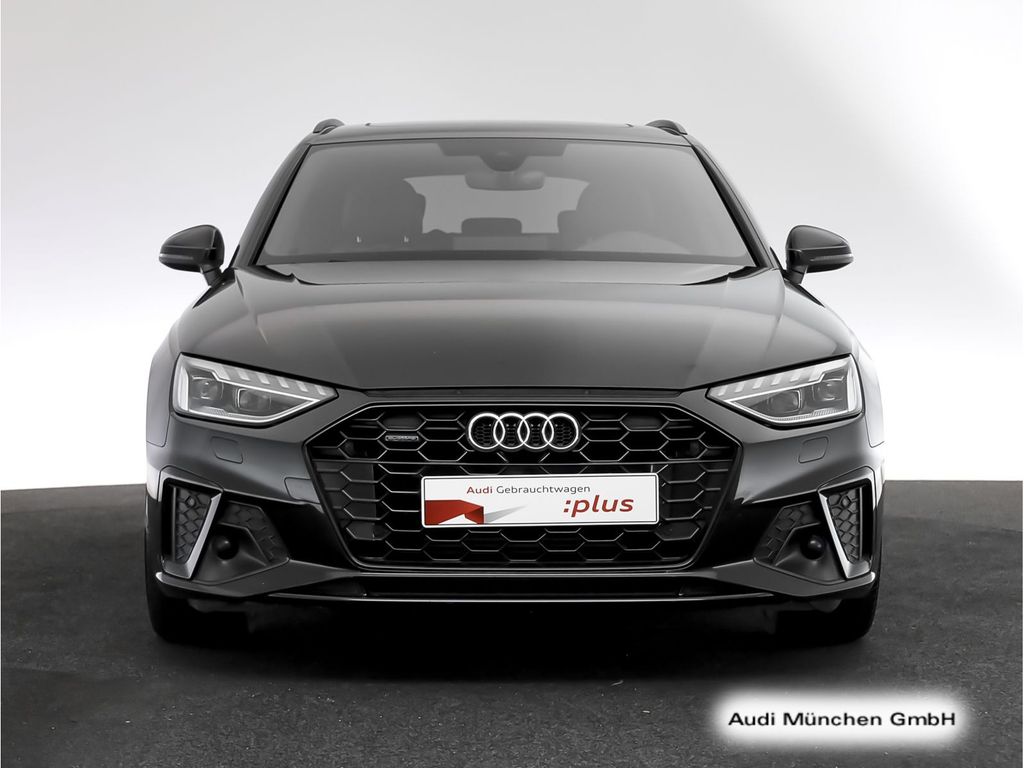 Audi A4 2022 г. Чёрный, пробег 46913 км