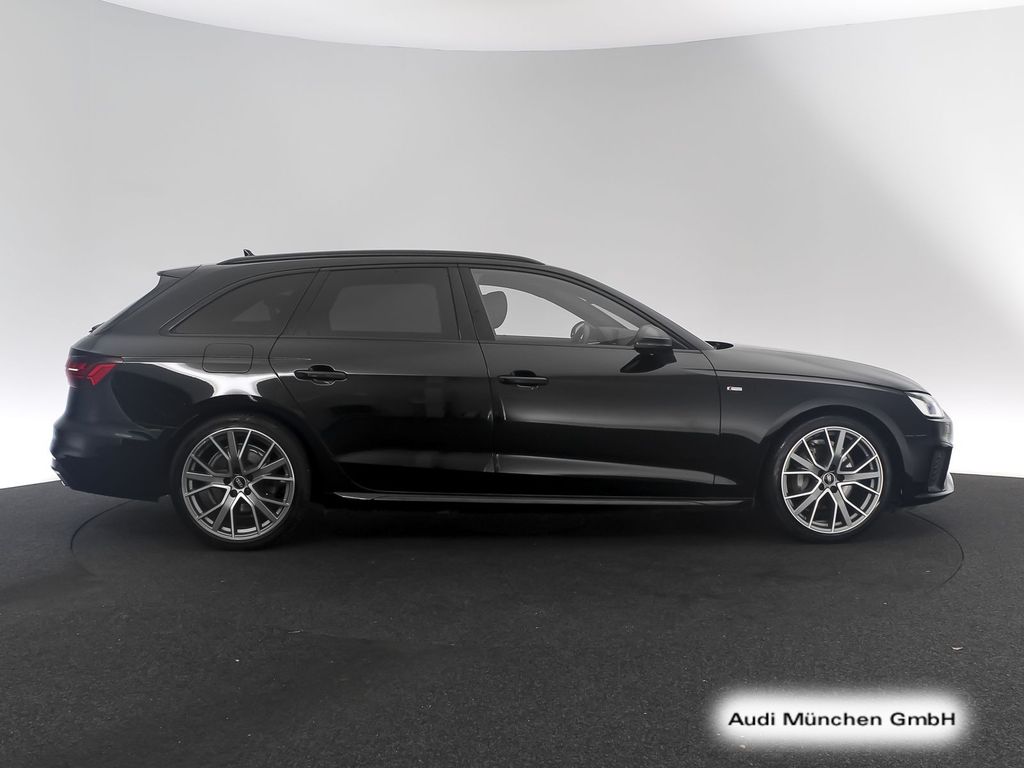 Audi A4 2022 г. Чёрный, пробег 46913 км