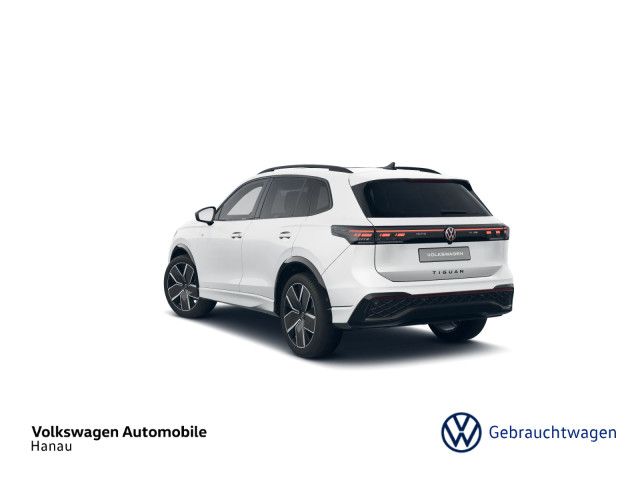 Volkswagen Tiguan 2026 г. Белый, пробег 8019 км