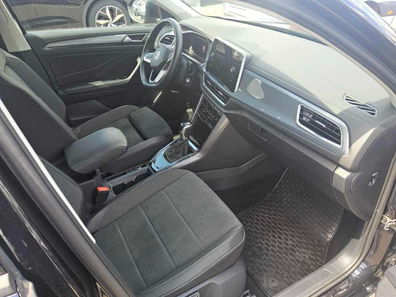 Volkswagen T-Roc 2023 г. Чёрный, пробег 47300 км