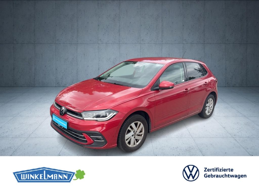 Volkswagen Polo 2022 г. Красный, пробег 54995 км