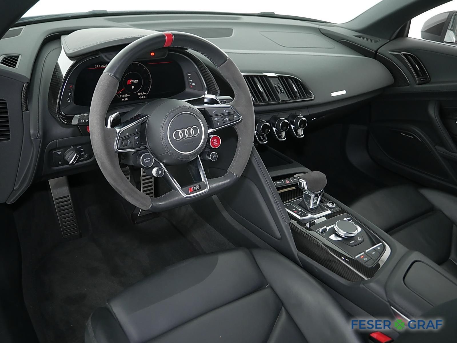 Audi R8 2023 г. Серый, пробег 31250 км