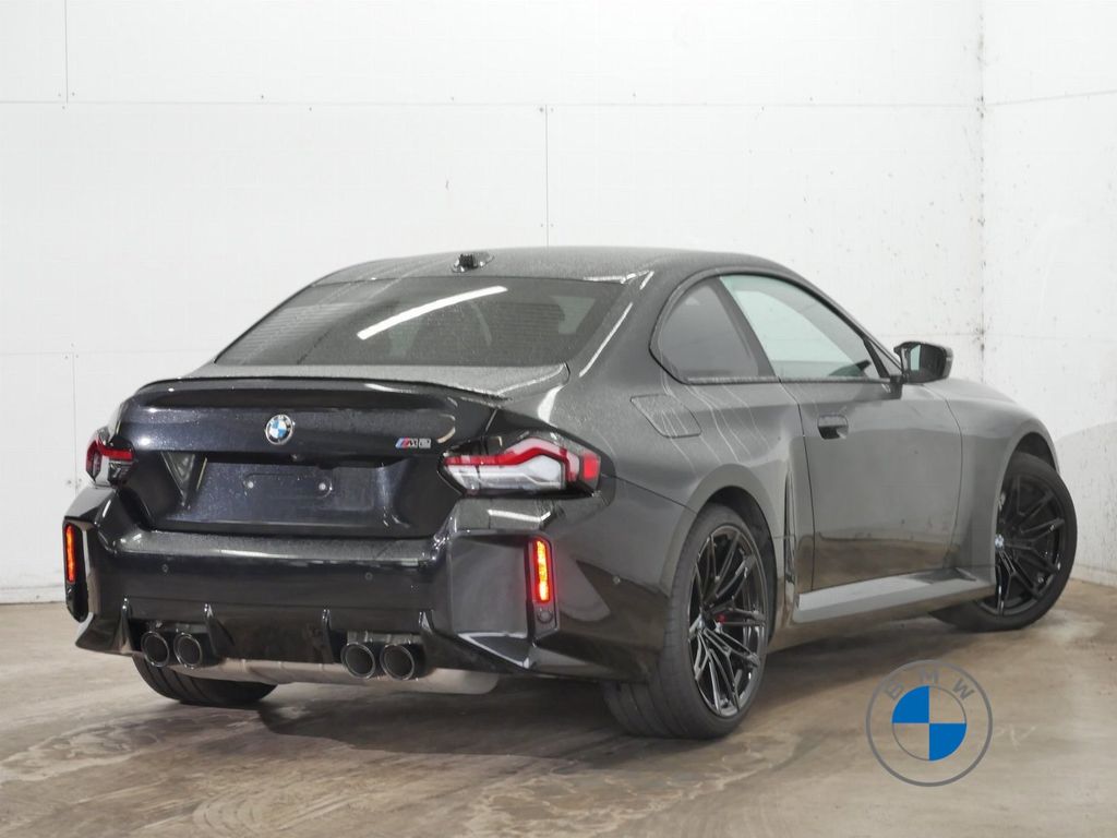 BMW M2 2025 г. Чёрный, пробег 6252 км