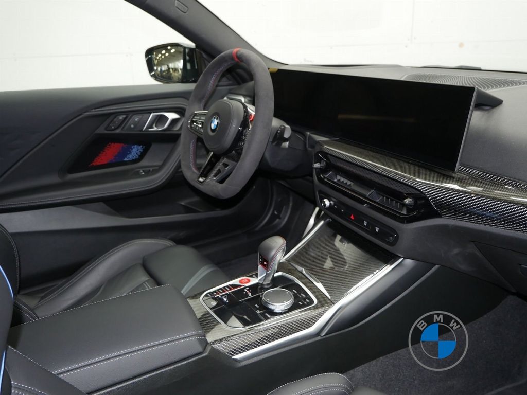 BMW M2 2025 г. Чёрный, пробег 6252 км
