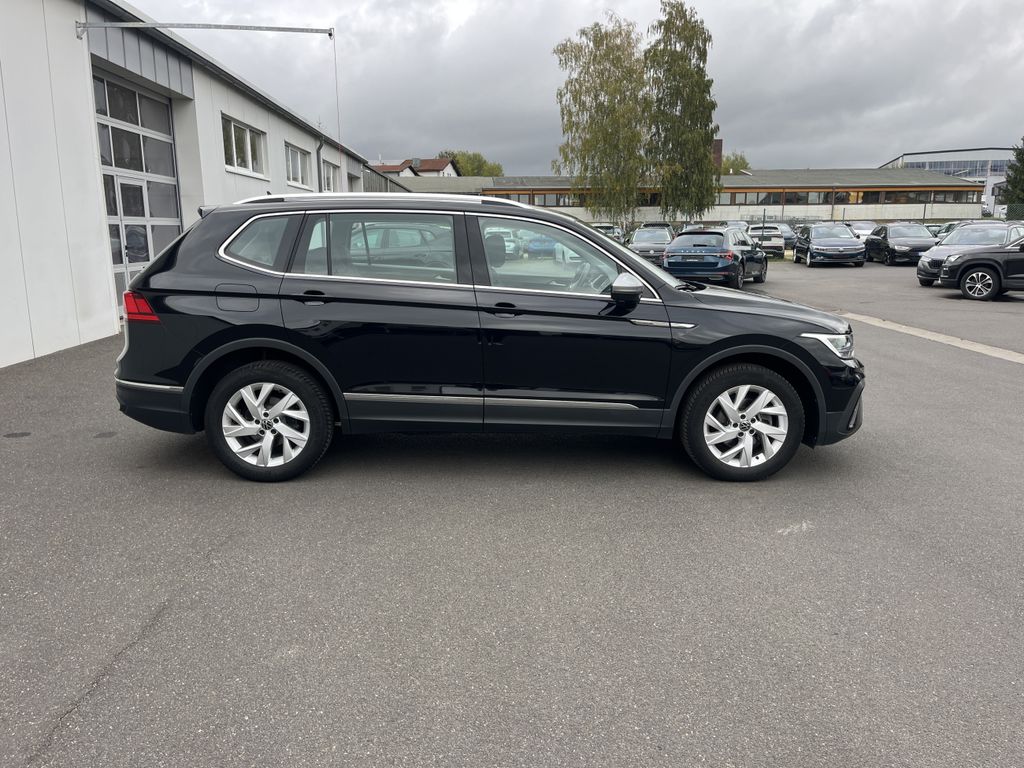 Volkswagen TIGUAN ALLSPACE 2025 г. Чёрный, пробег 25428 км