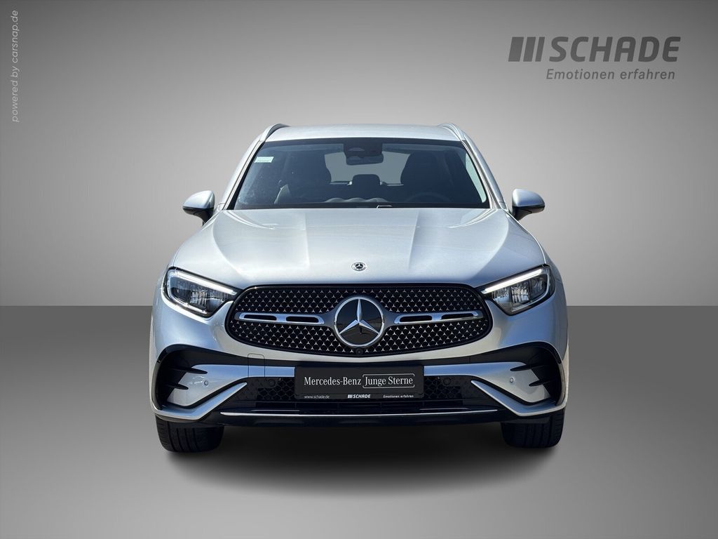 Mercedes-Benz GLC 200 2025 г. Серебристый, пробег 9800 км