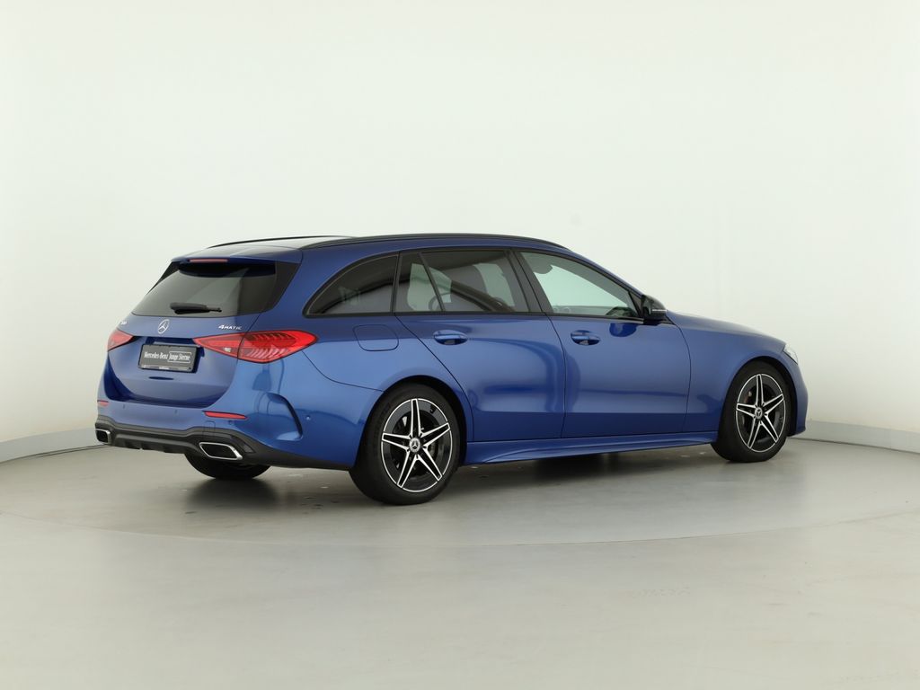 Mercedes-Benz C 300 2023 г. Синий, пробег 43252 км