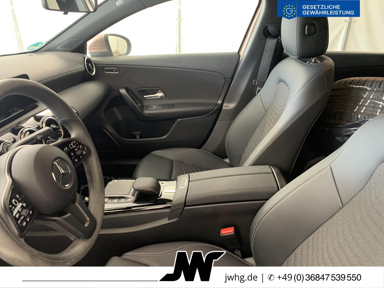 Mercedes-Benz A 180 2022 г. Золотистый, пробег 50000 км