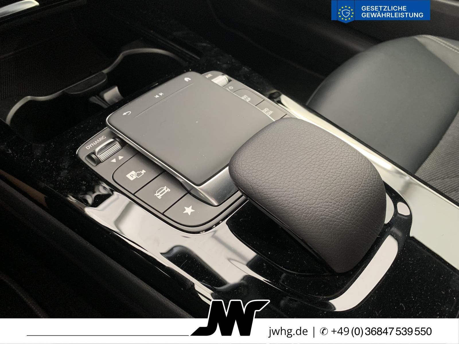 Mercedes-Benz A 180 2022 г. Золотистый, пробег 50000 км