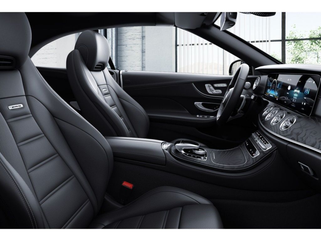Mercedes-Benz E 53 AMG 2022 г. Белый, пробег 12723 км