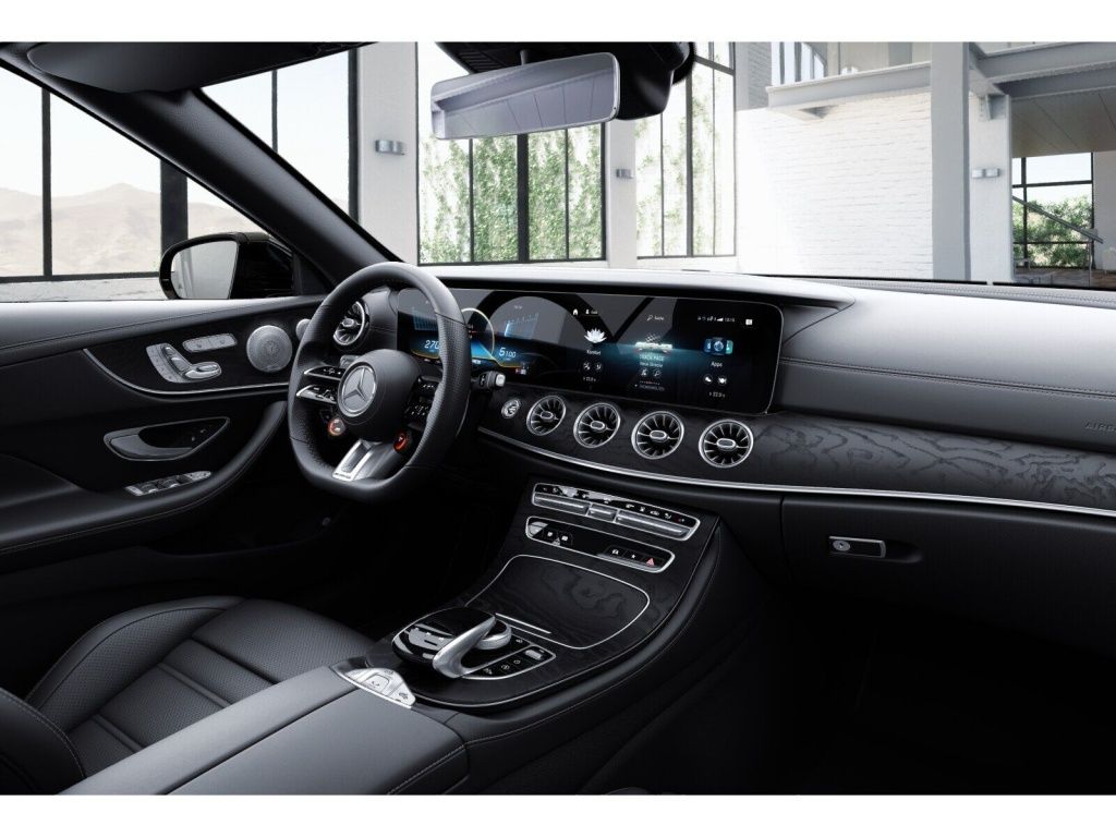 Mercedes-Benz E 53 AMG 2022 г. Белый, пробег 12723 км