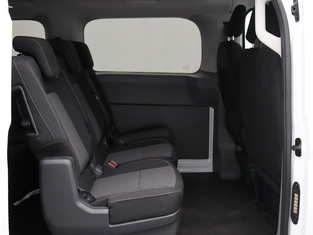 Volkswagen T7 KOMBI 2025 г. Белый, пробег 29018 км