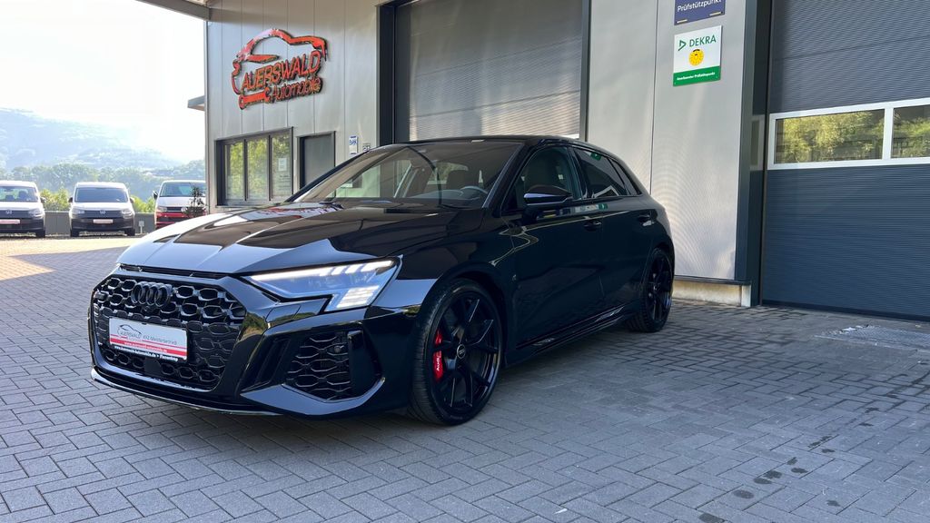 Audi RS3 2022 г. Чёрный, пробег 56000 км