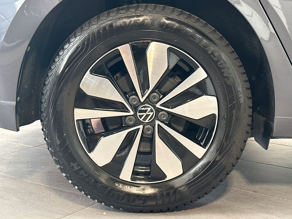 Volkswagen Polo 2025 г. Серый, пробег 38450 км