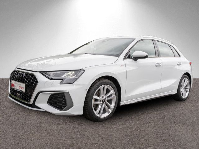 Audi A3 2023 г. Белый, пробег 49200 км