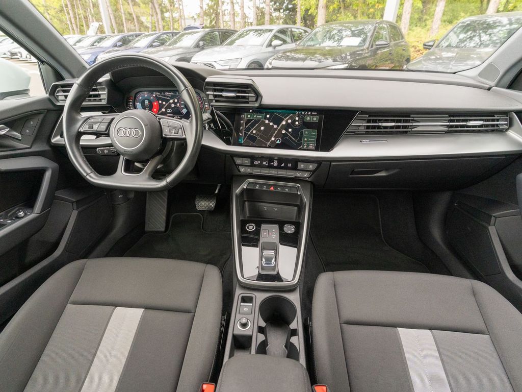 Audi A3 2023 г. Белый, пробег 49200 км