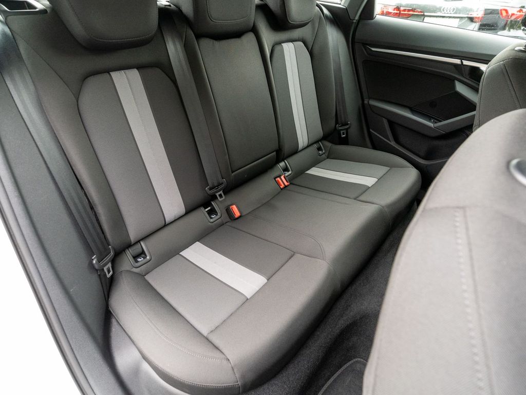 Audi A3 2023 г. Белый, пробег 49200 км