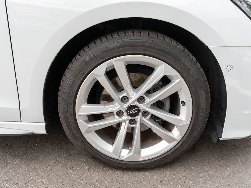 Audi A3 2023 г. Белый, пробег 49200 км