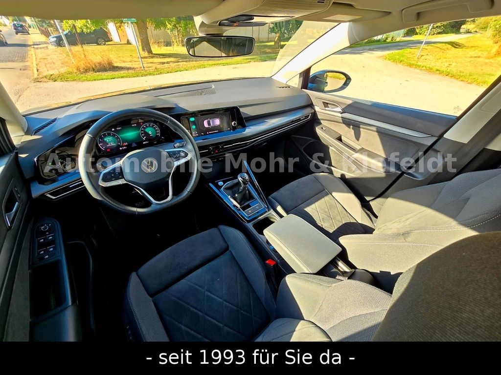 Volkswagen Golf 2024 г. Серый, пробег 58000 км