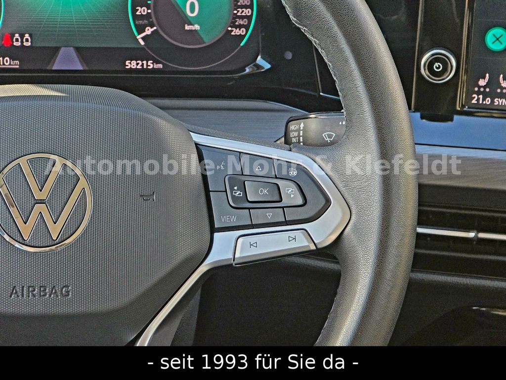 Volkswagen Golf 2024 г. Серый, пробег 58000 км