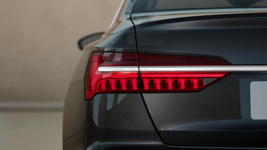 Audi A6 2025 г. Чёрный, пробег 22312 км