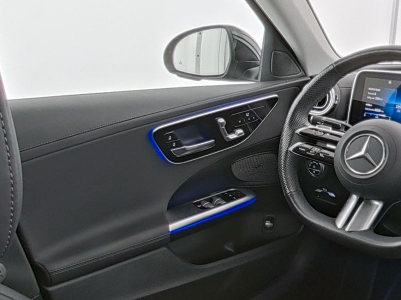 Mercedes-Benz C 300 2025 г. Чёрный, пробег 24000 км
