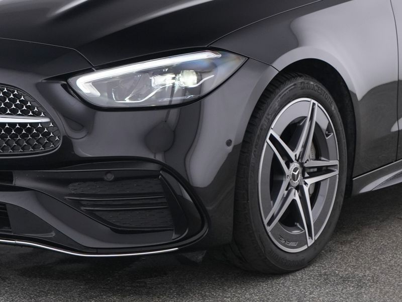 Mercedes-Benz C 300 2025 г. Чёрный, пробег 24000 км