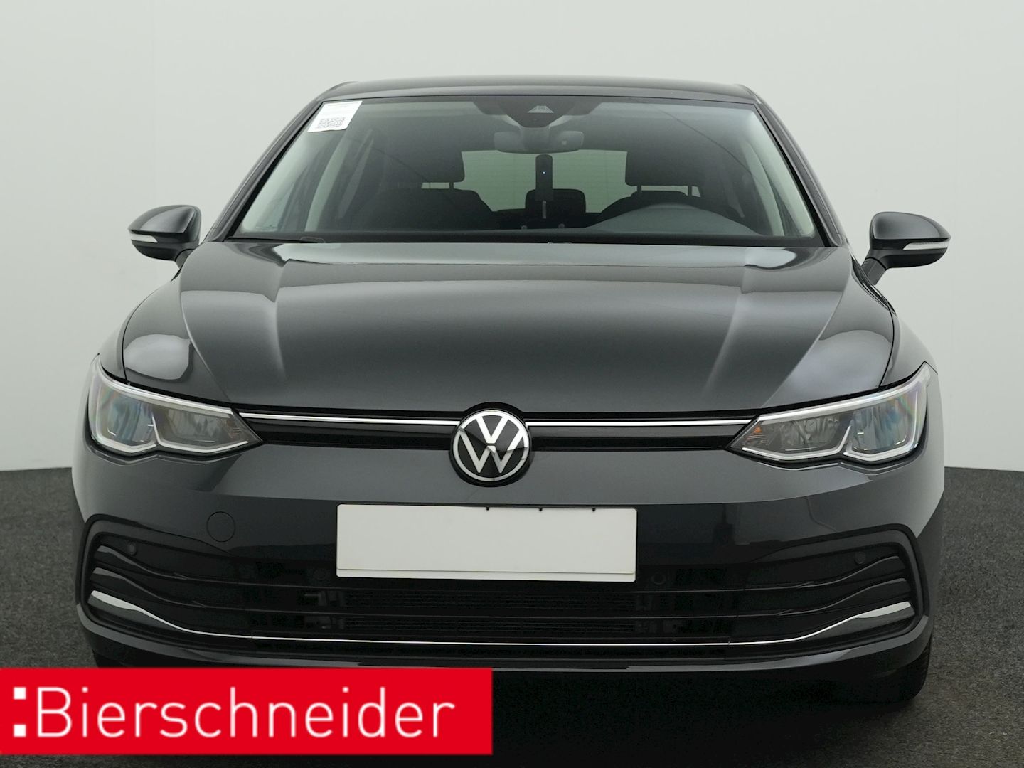 Volkswagen Golf 2024 г. Серый, пробег 19920 км