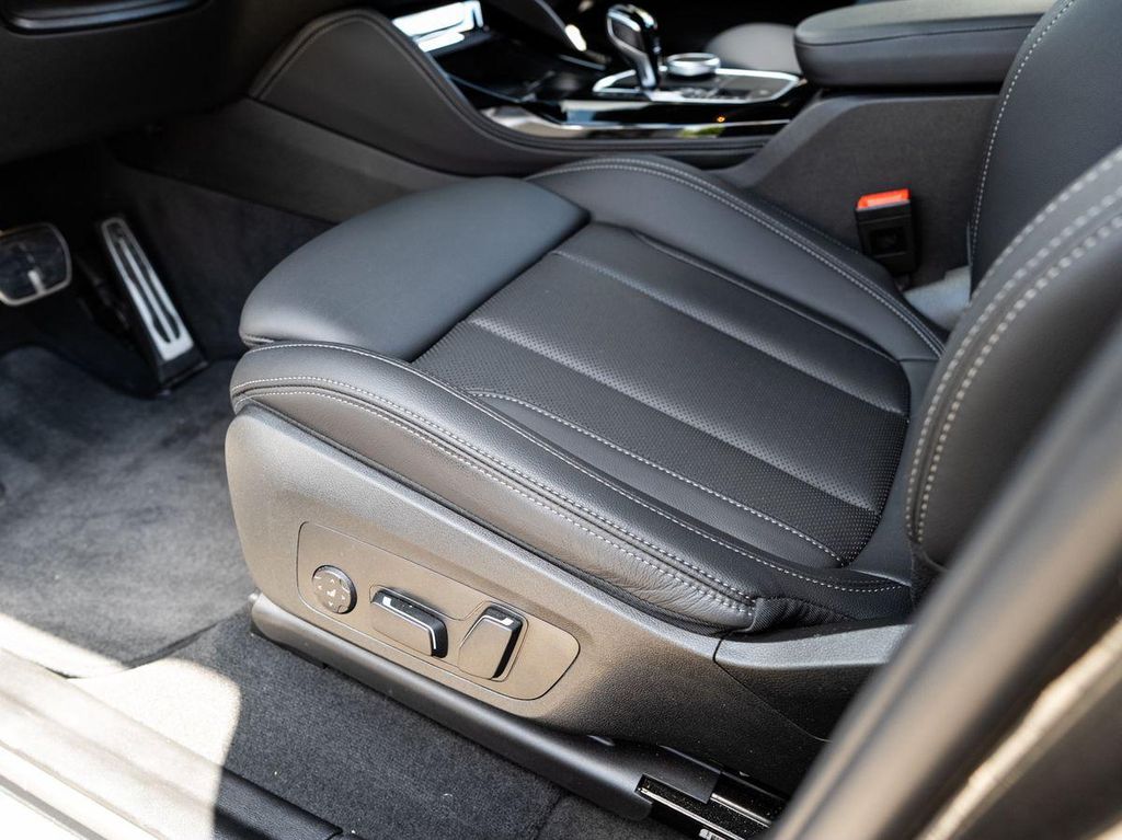 BMW X4 2025 г. Серый, пробег 18490 км