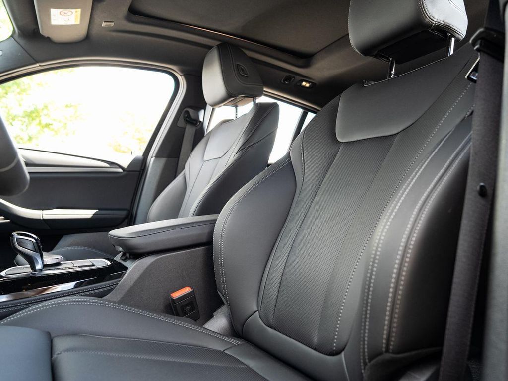 BMW X4 2025 г. Серый, пробег 18490 км