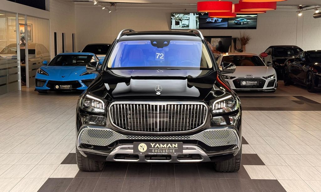 Mercedes-Benz GLS 600 2023 г. Чёрный, пробег 39000 км