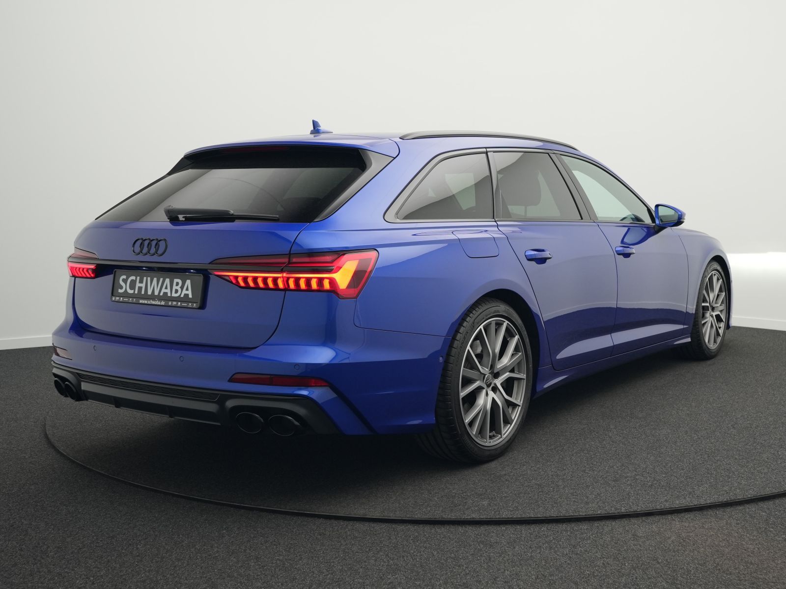 Audi S6 2023 г. Синий, пробег 38400 км