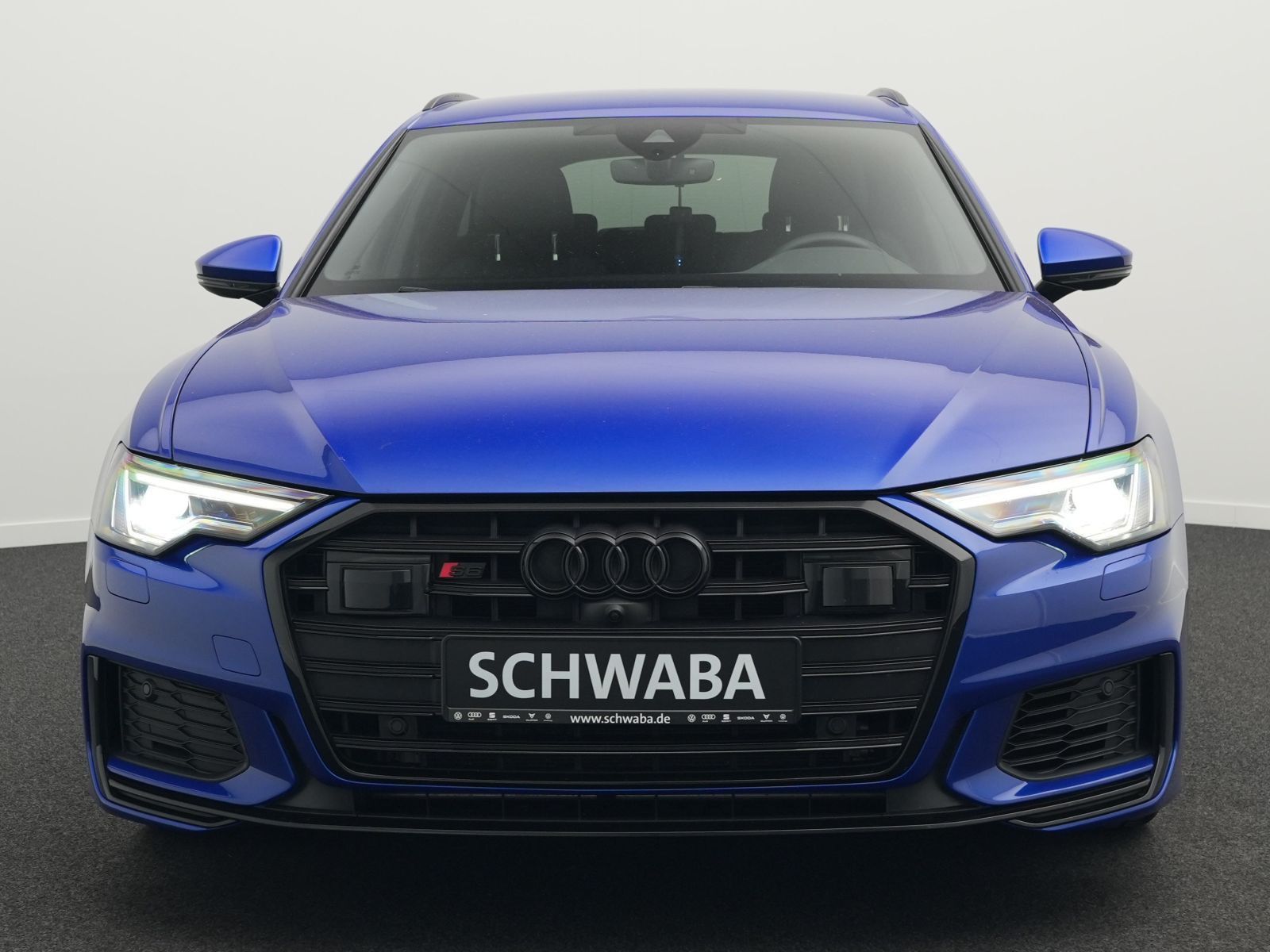 Audi S6 2023 г. Синий, пробег 38400 км