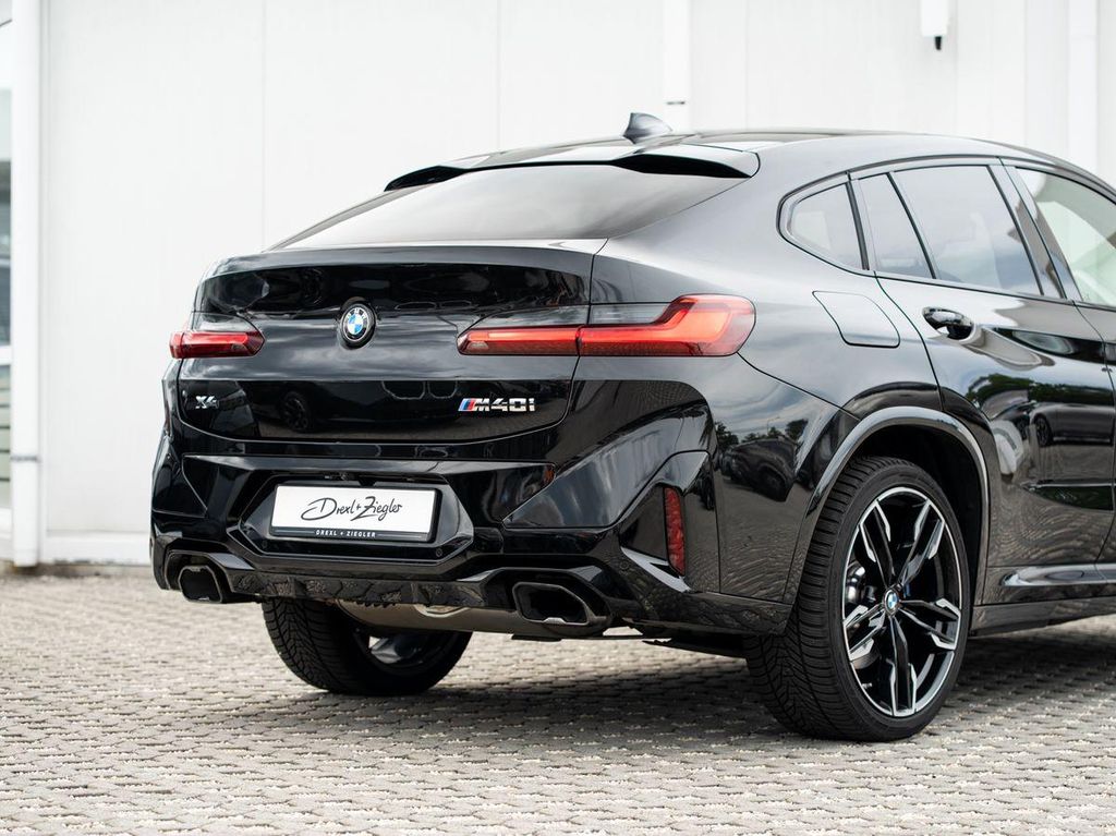BMW X4 M40 2025 г. Чёрный, пробег 14790 км