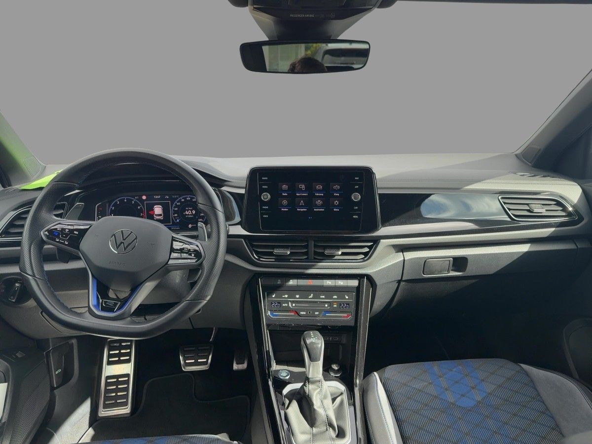 Volkswagen T-Roc 2024 г. Синий, пробег 39350 км