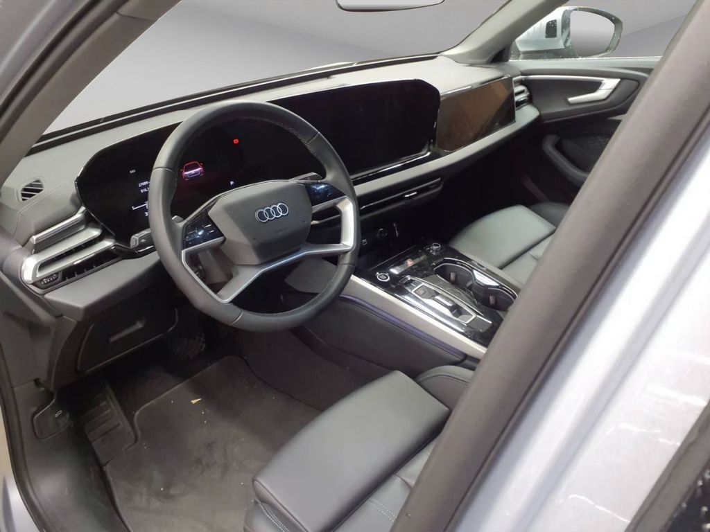 Audi A5 2026 г. Серебристый, пробег 27689 км