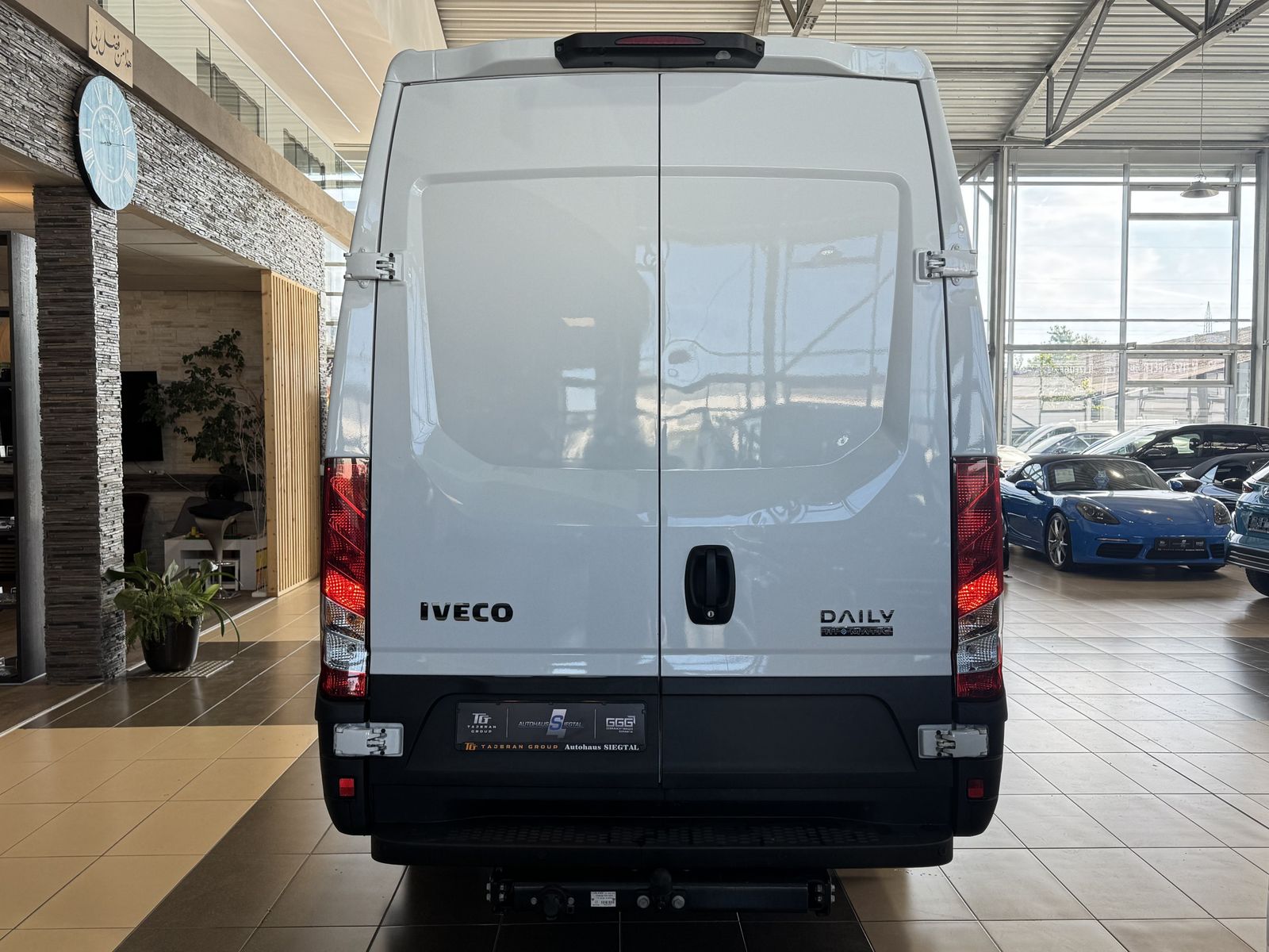 Iveco EMIRA 2021 г. Белый, пробег 54568 км