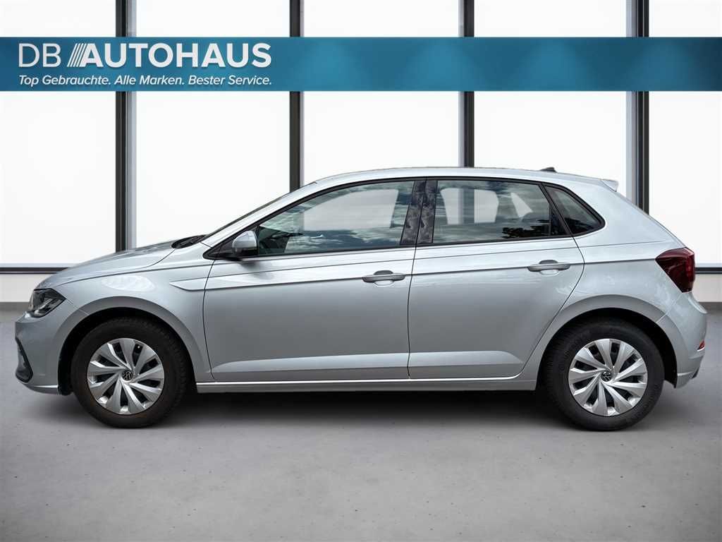 Volkswagen Polo 2023 г. Серебристый, пробег 18416 км