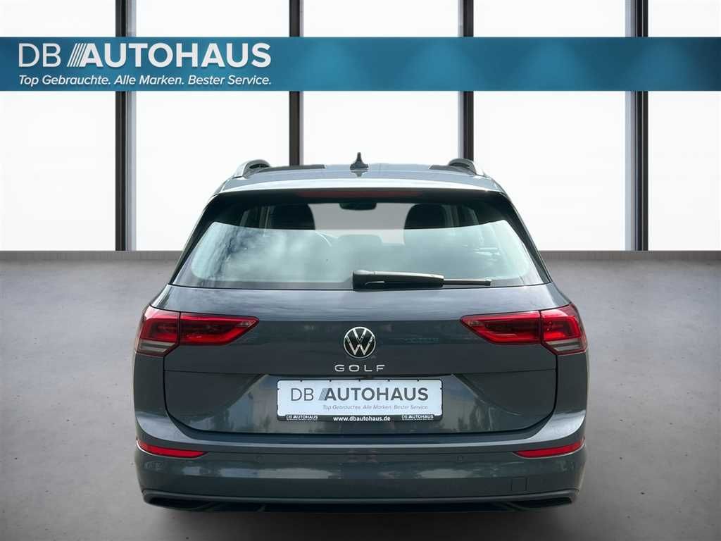 Volkswagen Golf 2024 г. Серый, пробег 27933 км
