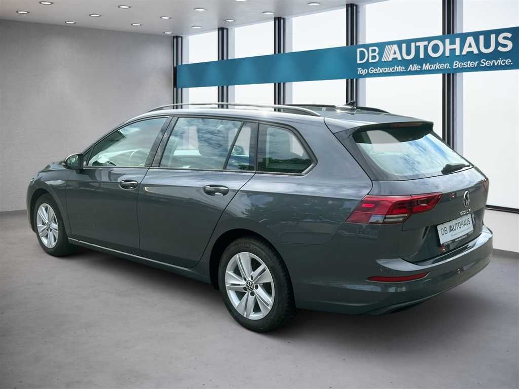 Volkswagen Golf 2024 г. Серый, пробег 27933 км