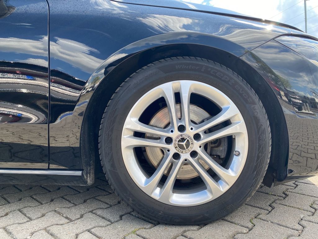 Mercedes-Benz CLA 180 SHOOTING BRAKE 2023 г. Чёрный, пробег 45161 км