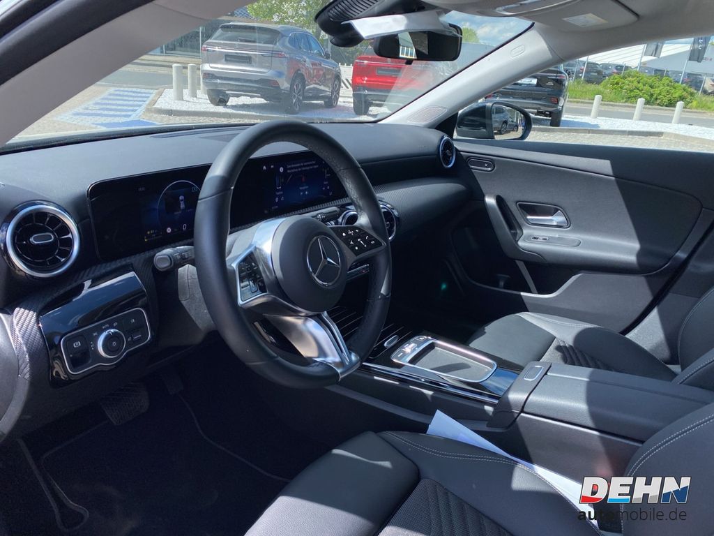 Mercedes-Benz CLA 180 SHOOTING BRAKE 2023 г. Чёрный, пробег 45161 км