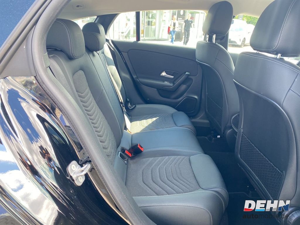 Mercedes-Benz CLA 180 SHOOTING BRAKE 2023 г. Чёрный, пробег 45161 км